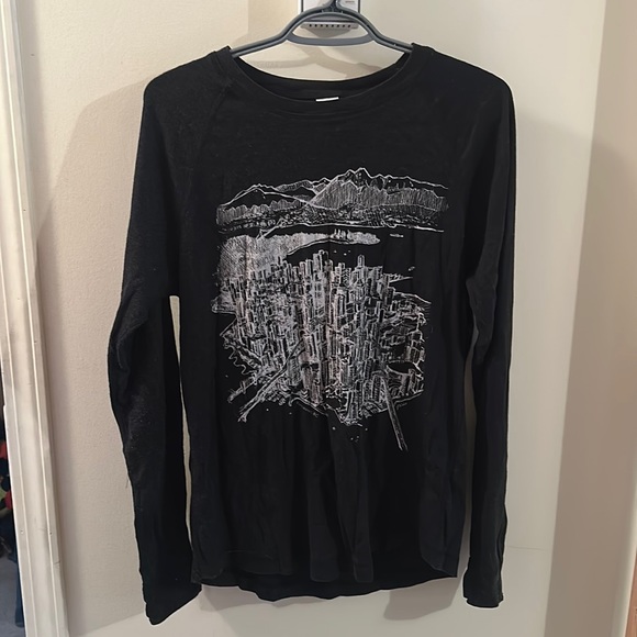 Vancouver - Pina Styles Tofino Women’s Longsleeve size S - Picture 1 of 4